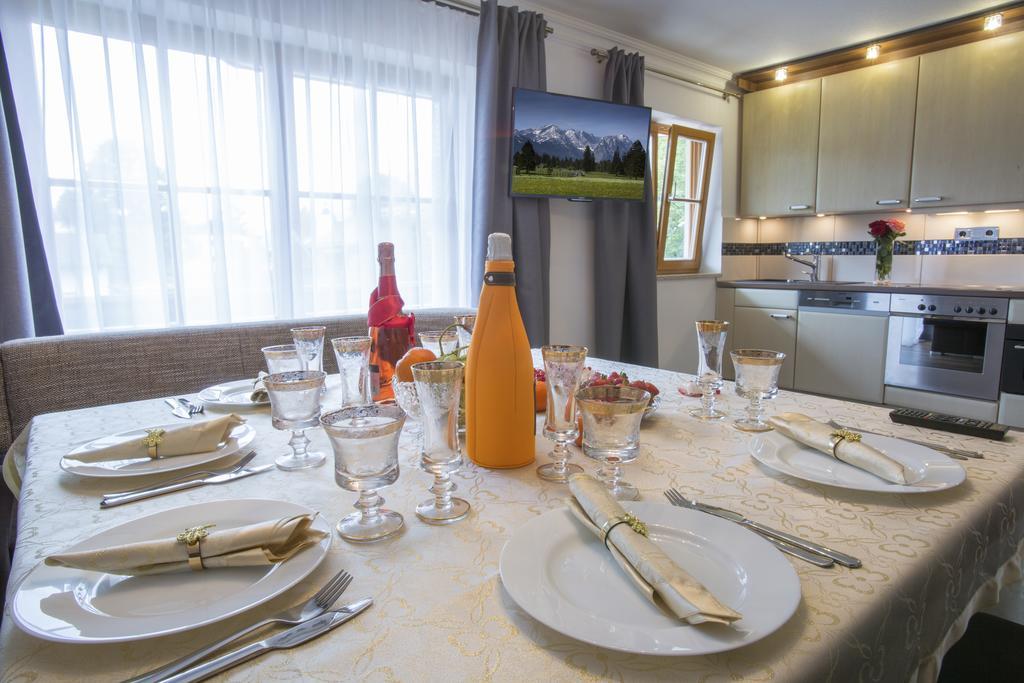 Golden Gapa Central Apartment 4 Garmisch-Partenkirchen járás Szoba fotó