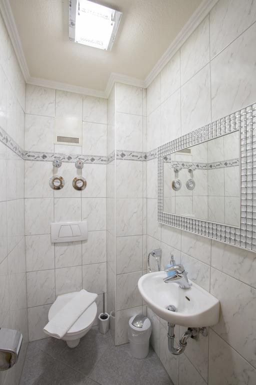 Golden Gapa Central Apartment 4 Garmisch-Partenkirchen járás Szoba fotó